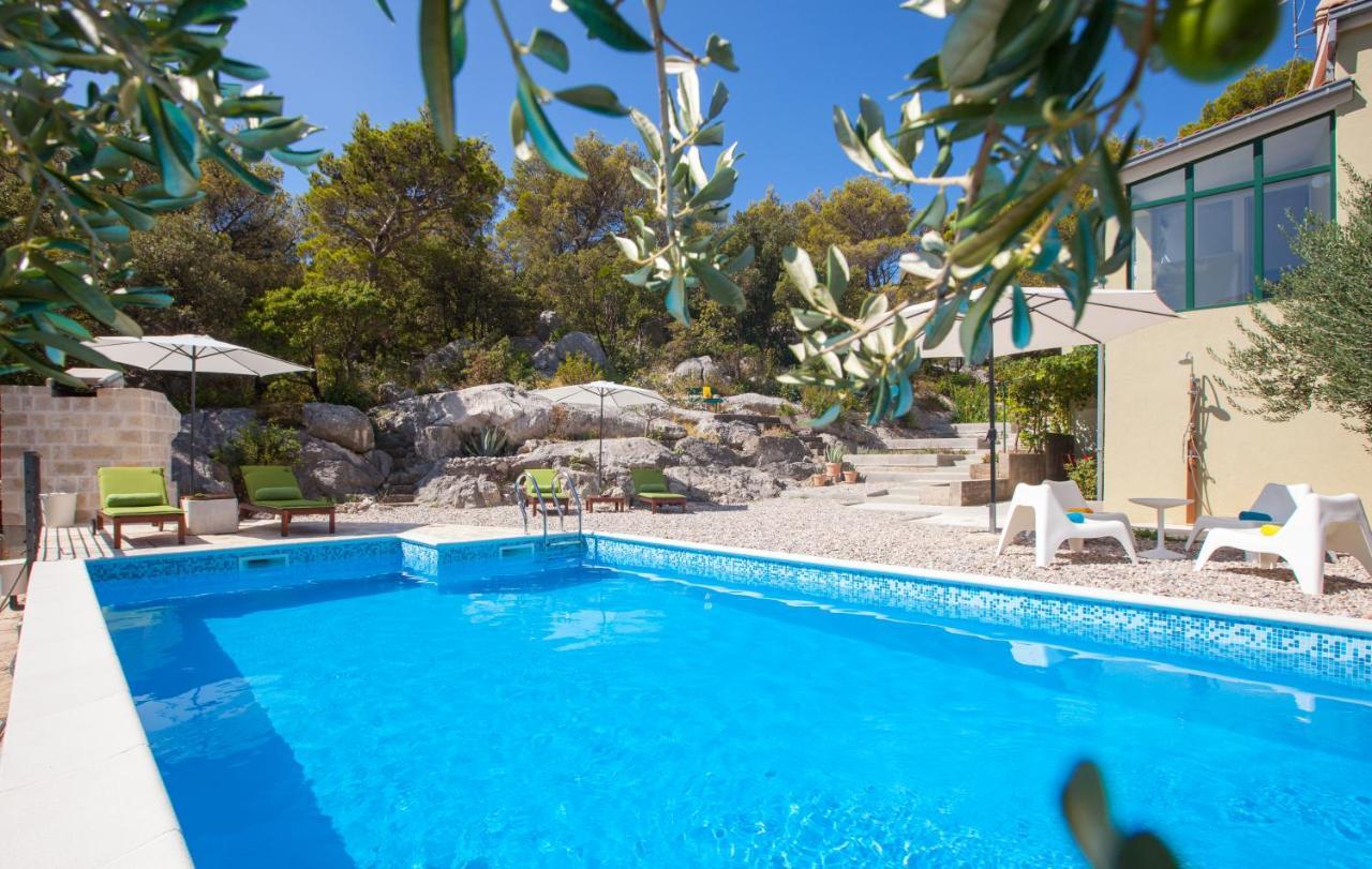 Villa Stina Baška Voda Exteriör bild